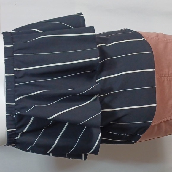 L.A. HEARTS 💕 WOMENS TOP SIZE M IN A BEAUTIFUL BLACK AND WHITE STRIPE ♥️ - Picture 4 of 8